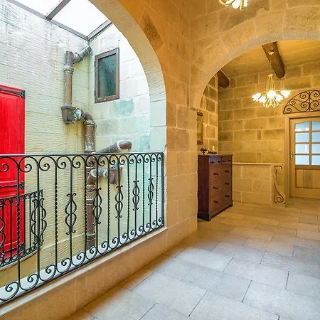 別荘 Holiday Farmhouse With Private Pool In Gozo *