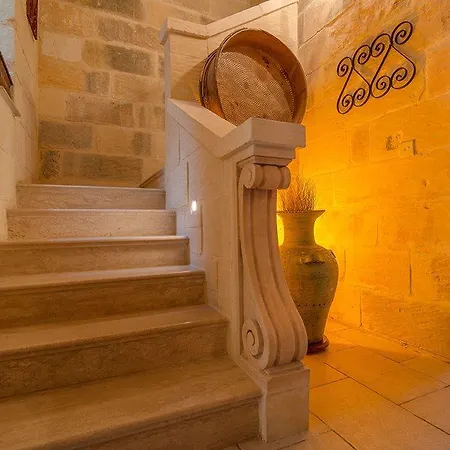 Holiday Farmhouse With Private Pool In Gozo *