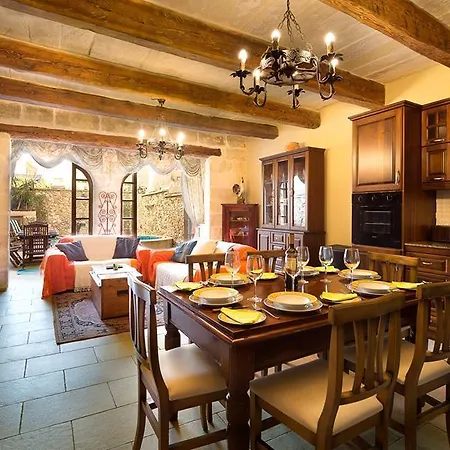 Holiday Farmhouse With Private Pool In Gozo * נדור